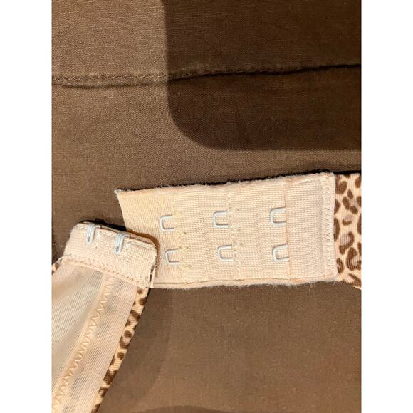 BALI Leopard Print 34D Underwire, Lined, Adjustable, Hook Loop, Light Padding - Picture 4 of 5